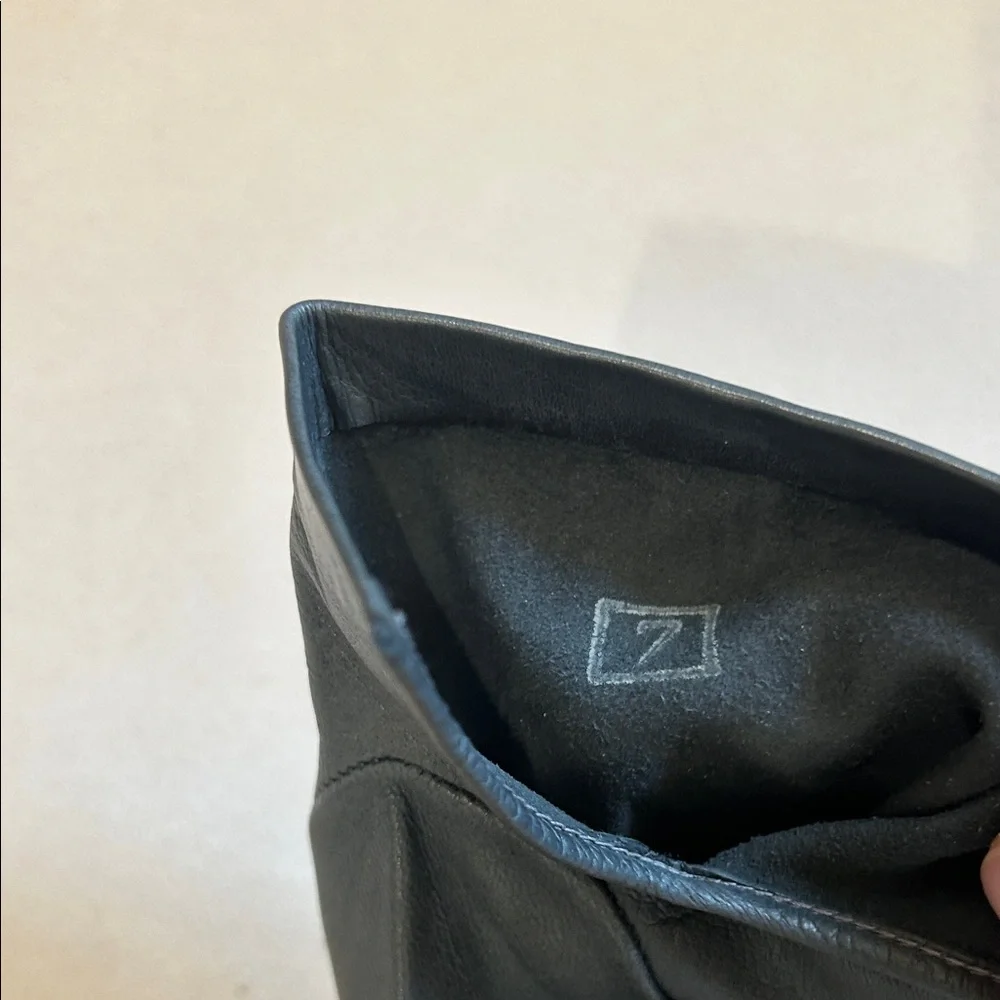 Black Leather women’s gloves - Picture 4 of 4